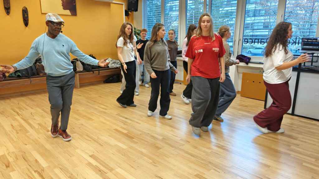 Schnupperstunde Salsa Suelta Schnupperstunde Salsa Suelta