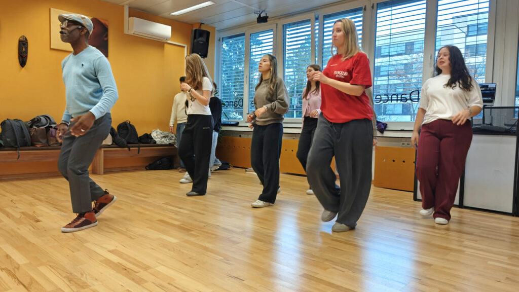 Schnupperstunde Salsa Suelta Schnupperstunde Salsa Suelta