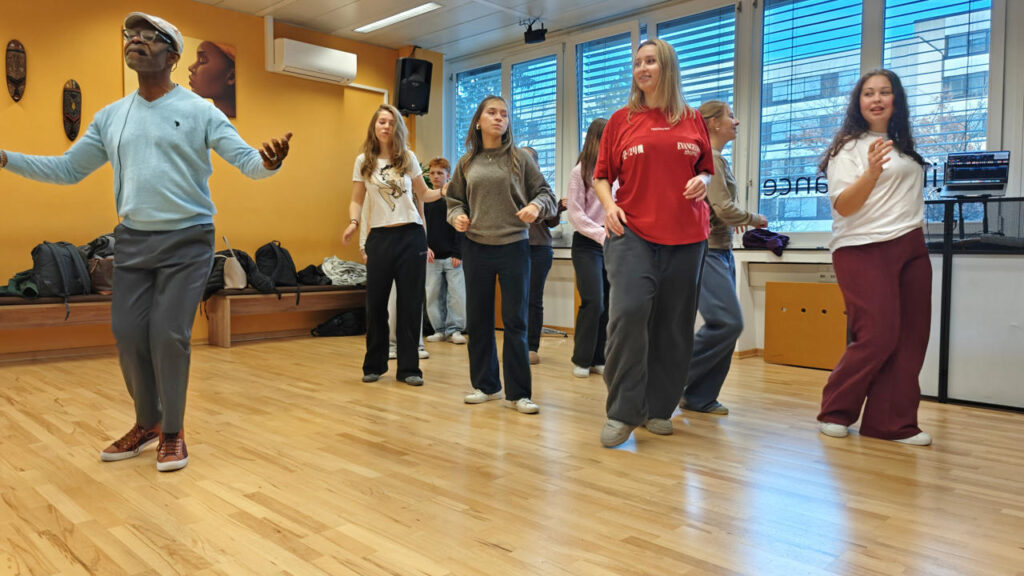 Schnupperstunde Salsa Suelta Schnupperstunde Salsa Suelta