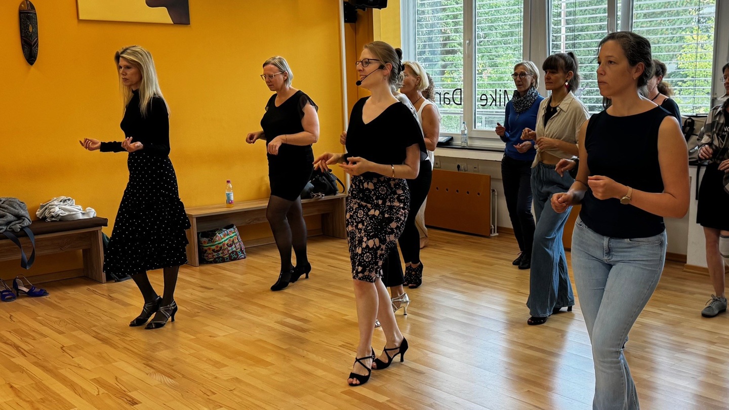Ginga – Ausdruck von Weiblichkeit, Eleganz und Musikalität im Kizomba